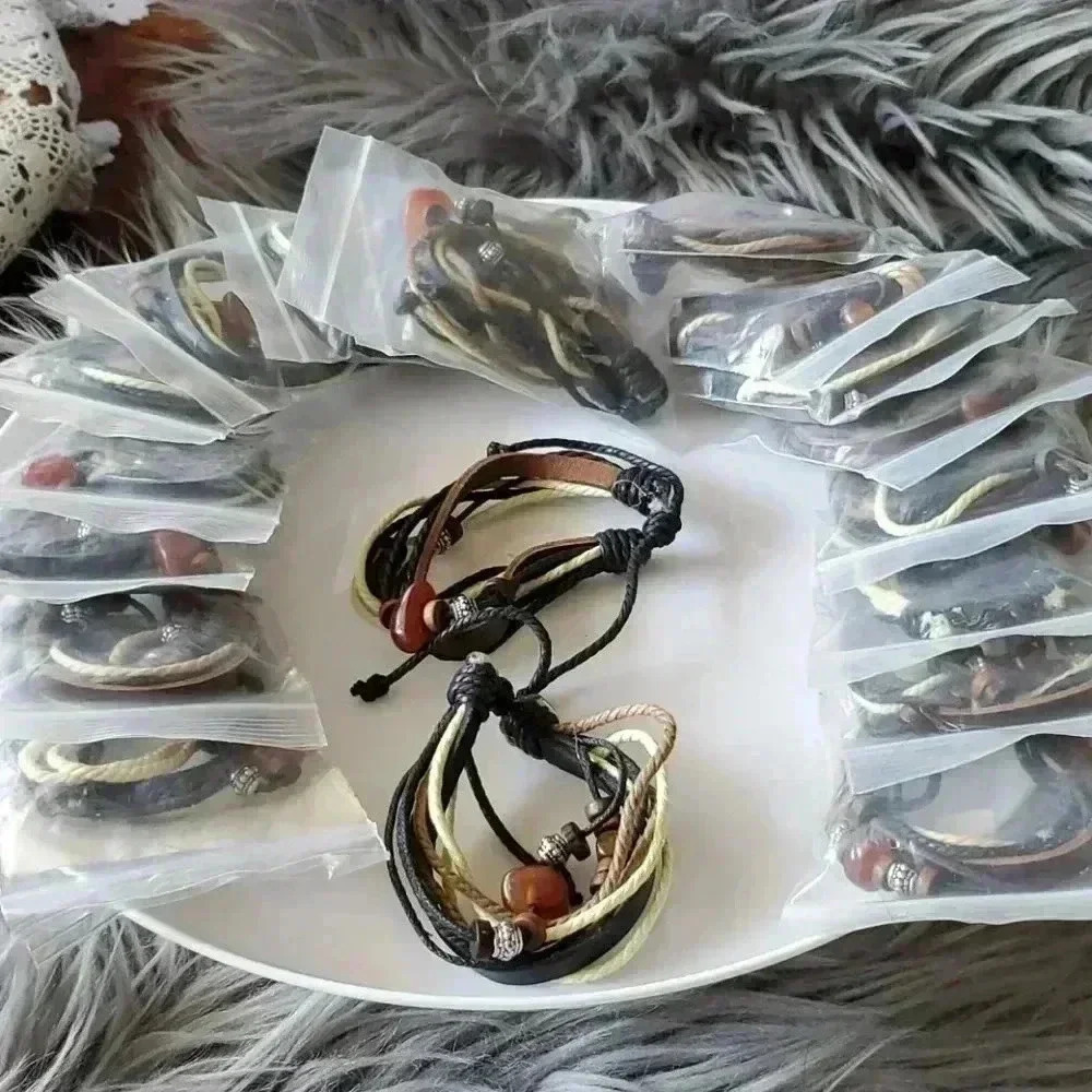 Bracelets 3x$5